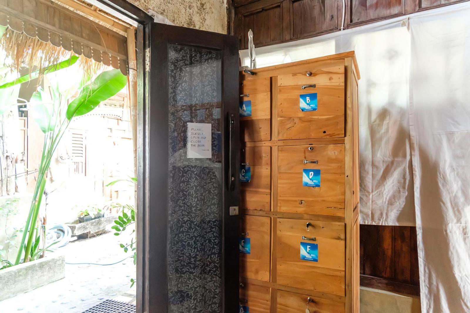 Twospaces Living At Wave And Chill House, Canggu Luaran gambar